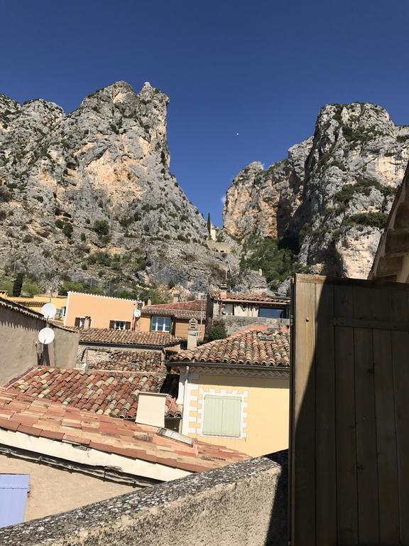 Hotel Particulier Des Lumieres Moustiers-Sainte-Marie Kültér fotó