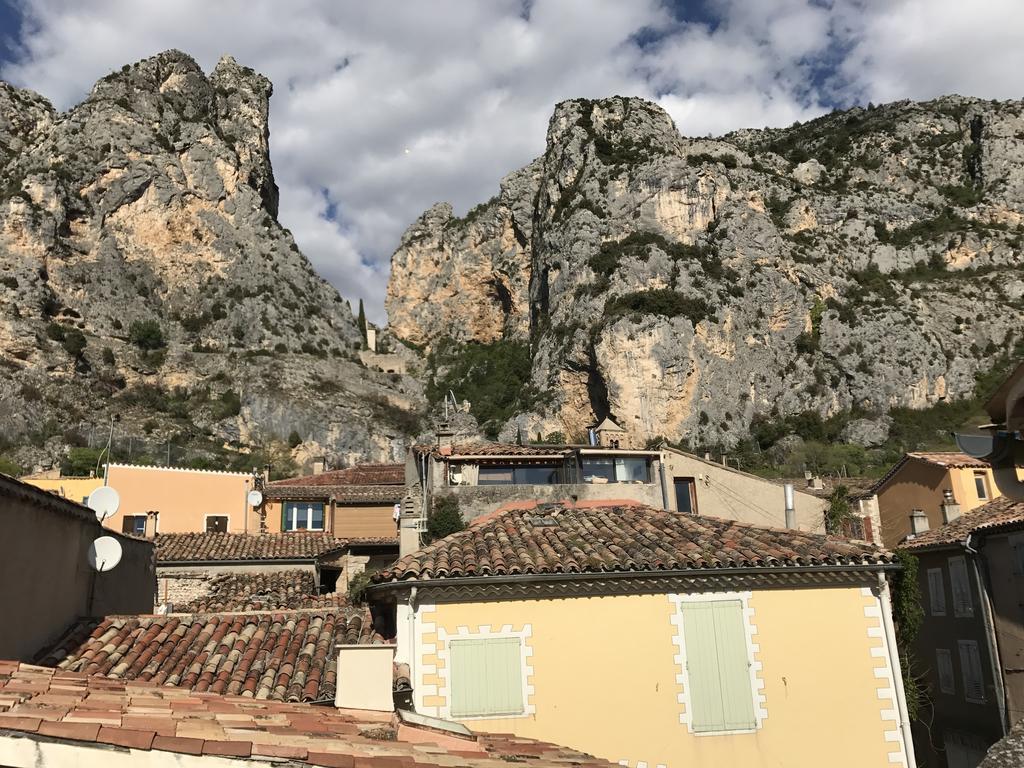 Hotel Particulier Des Lumieres Moustiers-Sainte-Marie Kültér fotó